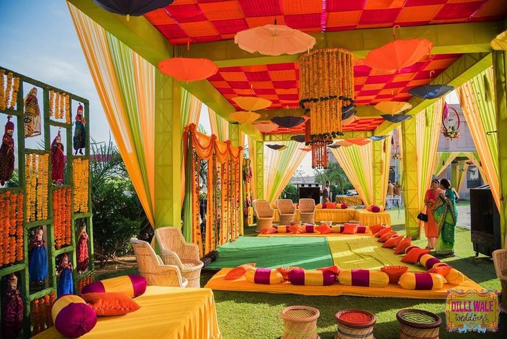 Floral Mehendi Lounge